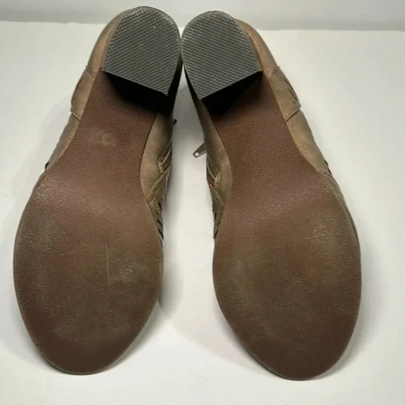 🌻 Report Aquarium Women’s Open Toe Heeled Booties size 9 - Picture 7 of 7